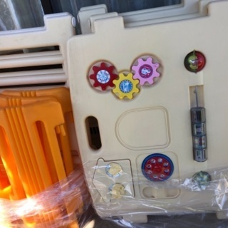 ベビーサークルの画像