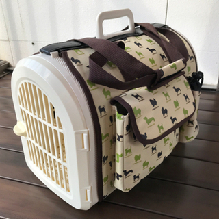 ペットキャリーバック（小型犬用）の画像