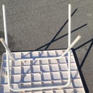 アウトドアテーブルの画像