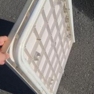 アウトドアテーブルの画像