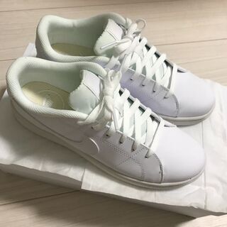 ナイキ NIKE メンズ レディース スニーカー ナイキ ウィメンズ コート ロイヤル 2 SL CW2533101 （ホワイト）の画像