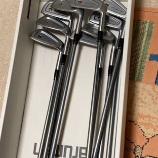 本間ゴルフアイアンセット 3番〜11番 SW10本セット シャフト　Ｒの画像