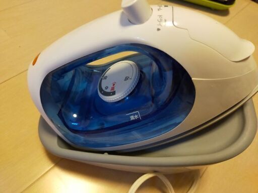 日立蒸気機能付きアイロン