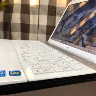 ☆彡美麗品・ＷｅｂカメラUSB接続付き💚新品ＳＳＤ２４０ＧＢ💗高速ｉ５第二/ＮＥＣ☆Ｗｉｎ１０/Office2019付/15.6ｲﾝﾁ/メモリ８G/無線ＬＡＮ/ＤＶＤ・ＣＤ再生ソフト付・リノベＰＣ女性にも人気のクリスタルホワイト　No.2109004の画像