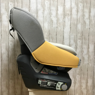 コンビ　チャイルドシートの画像