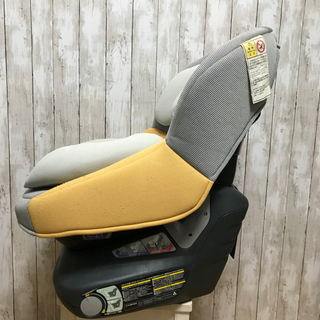 コンビ　チャイルドシートの画像