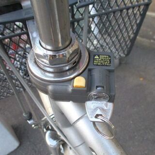 シティサイクル 27インチ カゴ 鍵付き シルバー系 miyata ハンドル