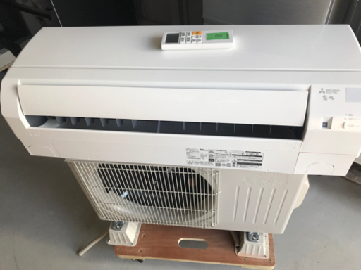 【名古屋市郊外配送可能】三菱　2.5kwルームエアコン　MSZ-GE-2521-W  2021年製