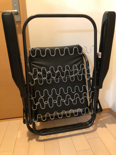 3,980円❣️収納型オットマン付きリクライニングチェア（≧∇≦）
