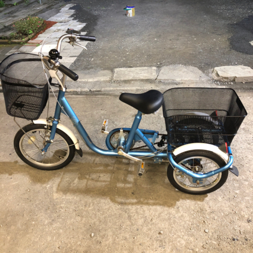 【1681】三輪車　前輪16インチ ・後輪14インチ 33,000円（税込）