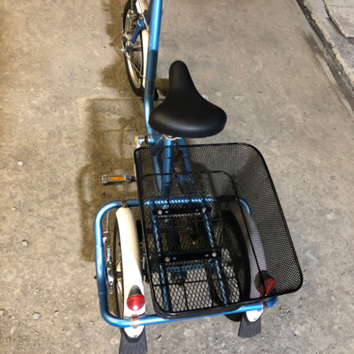 【1681】三輪車　前輪16インチ ・後輪14インチ 33,000円（税込）
