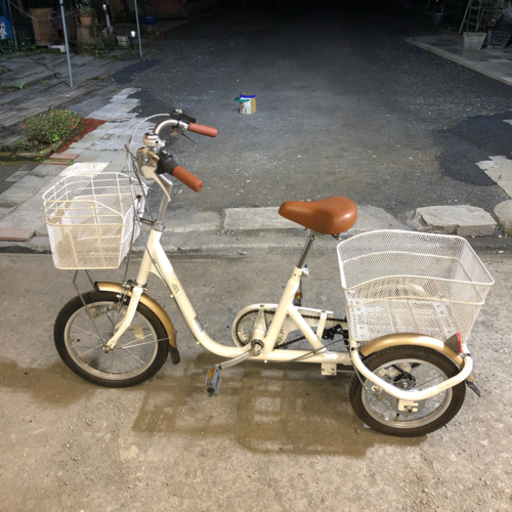 【1682】大人用三輪車　前輪16インチ •後輪14インチ 38,500円（税込）