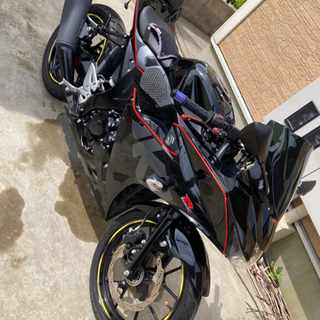 なかなか反響がないので21万で最終値下げ！バッテリー新品をお渡しします！2019年式　GSX-R125 中古美品の画像