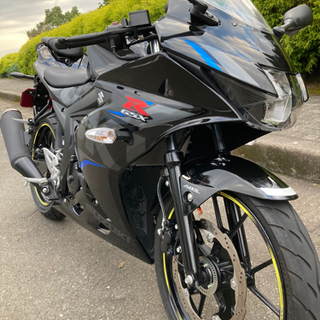 なかなか反響がないので21万で最終値下げ！バッテリー新品をお渡しします！2019年式　GSX-R125 中古美品の画像