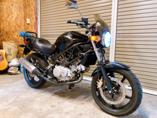 ホンダ　VTR250 タコメーター付きモデル配送可能　支払いは現金or振り込みも可能
