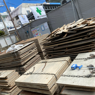 型枠解体の画像
