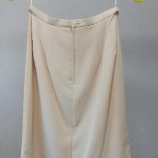 【最終価格‼️】女性用スーツ３点セット　現金手渡しの画像