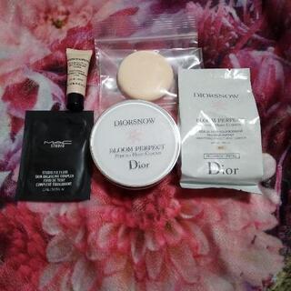 取引中♥未使用🥺Dior スノー クッションファンデとおまけ