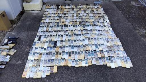 値下げ‼️約700個以上「エアコン\u0026テレビ リモコン大量」