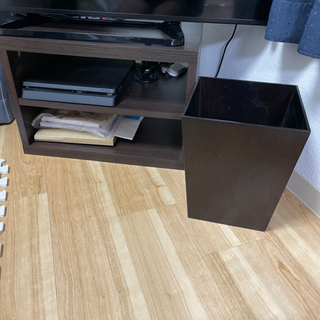 木製のテレビ代