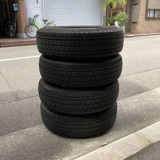 ハイエース タイヤ & ホイール 4本セット 200系