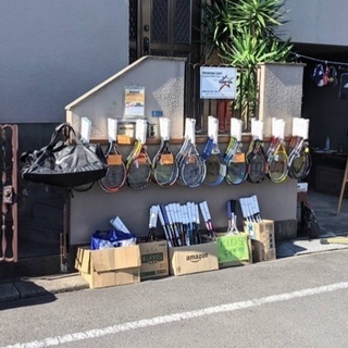 テニスラケット、スポーツウェア、雑貨他 - 小金井市
