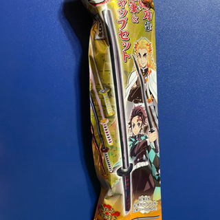 鬼滅の刃　日輪刀型鉛筆&キャップセット