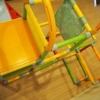 子供用のジャングルジムですの画像