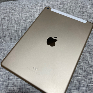 Apple iPad 第5世代 Wi-Fi+Cellular  ゴールド　限定価格の画像