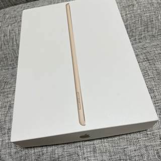 Apple iPad 第5世代 Wi-Fi+Cellular  ゴールド　限定価格の画像