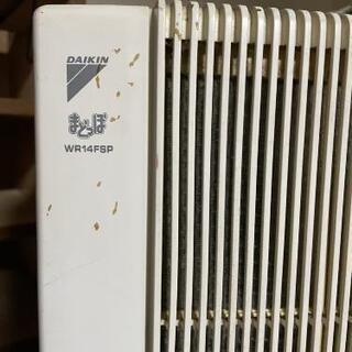 縦型ルームエアコン
