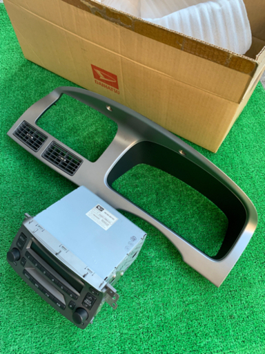 ダイハツ純正‼️CDMDオ–ディオ‼️パネル‼️