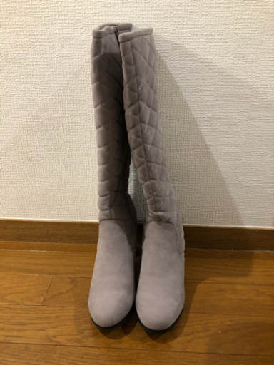 新品　ライトグレー　ロングブーツ　スエード風ブーツ　3L