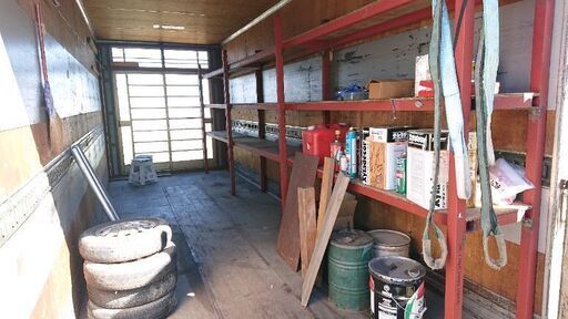 コンテナ 物置 作業小屋 ☆鉄製ラック・引違い戸付き☆ ●引き取り限定