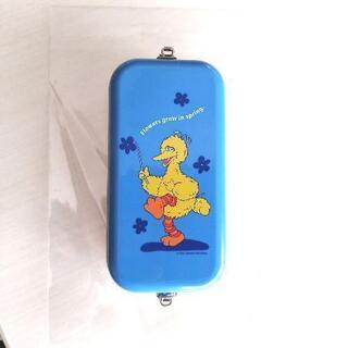 （未使用）セサミストリート ビッグバード　お弁当箱　の画像