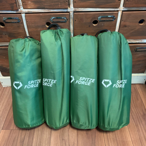 エアーマット  足踏み式　スポンジ枕付き　収納袋付き　軽量