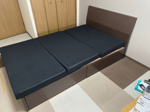 セミダブルベッド　マットレス付き