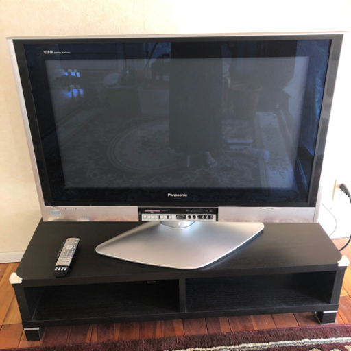 テレビとテレビ台