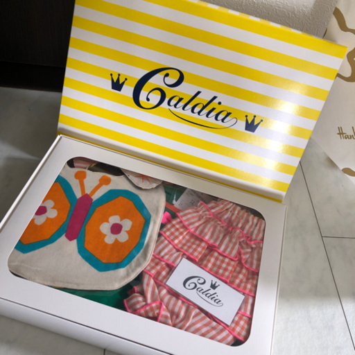 ✨新品箱入り✨阪急gloria 子ども服　ベビー　出産お祝い　サイズ80