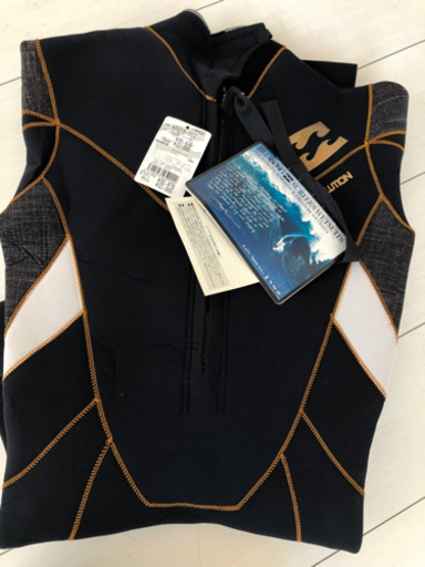 新品 BILLABONG ウェットスーツ 