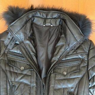 超暖かく、柔らかい着心地の羊レザーダウンジャケットの画像