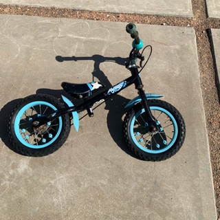 自転車　子供用　足漕ぎタイプ