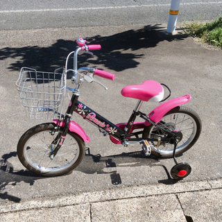 子ども用自転車✨補助輪付き✨女の子向け✨16インチ　黒×ピンク✨...