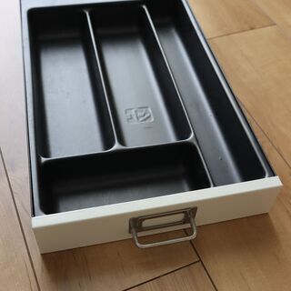BISLEY A4キャビネット 専用ペントレイ・名刺トレイのセット