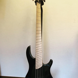dingwall 5弦ベースの画像