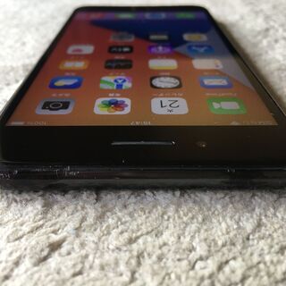 iphone７plus 256GB jetblack　SIMフリー　バッテリ９８％　美品の画像