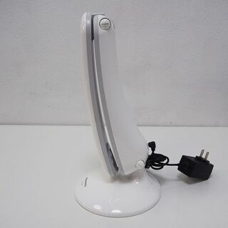Panasonic LEDデスクライト SQ-LD300 (DA50)の画像