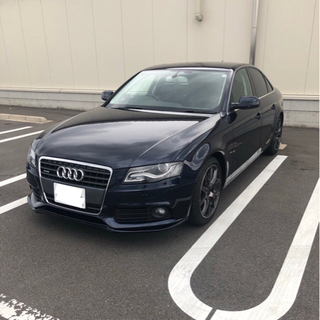 アウディA4  2.0TFSI Quattro 車検2年付き