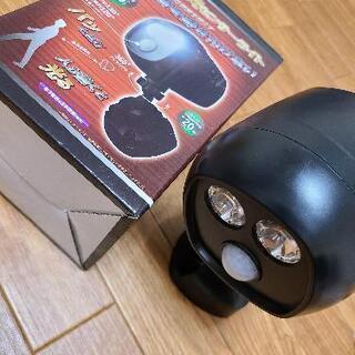 新品　防犯センサーライトの画像