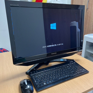 東芝　デスクトップパソコン　23インチ　regza d731t7db